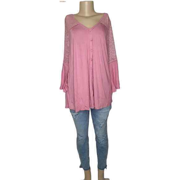 TORRID Blouse Top Plus Size 1X 14-16 Shirt  Pink Lace Girly Bell Sleeve - Picture 7 of 10